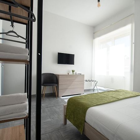 Casa Vacanze Family House Posizione Centralissima Чивитавеккья Экстерьер фото